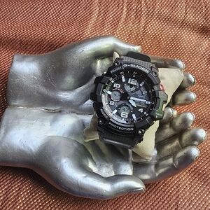 Casio Gray and Black Men's Watch